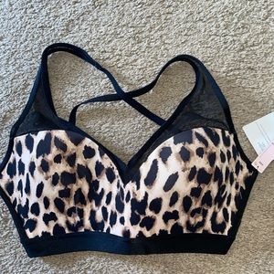 Victoria secrets pink medium support sports bra
